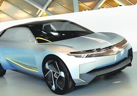 El prototipo de Opel luce en los pabellones de 'Mobility City'.