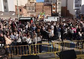 La «Festa de les Paelles» vuelve a reunir a más de 1.000 personas en la Terrassa Payà de Burriana