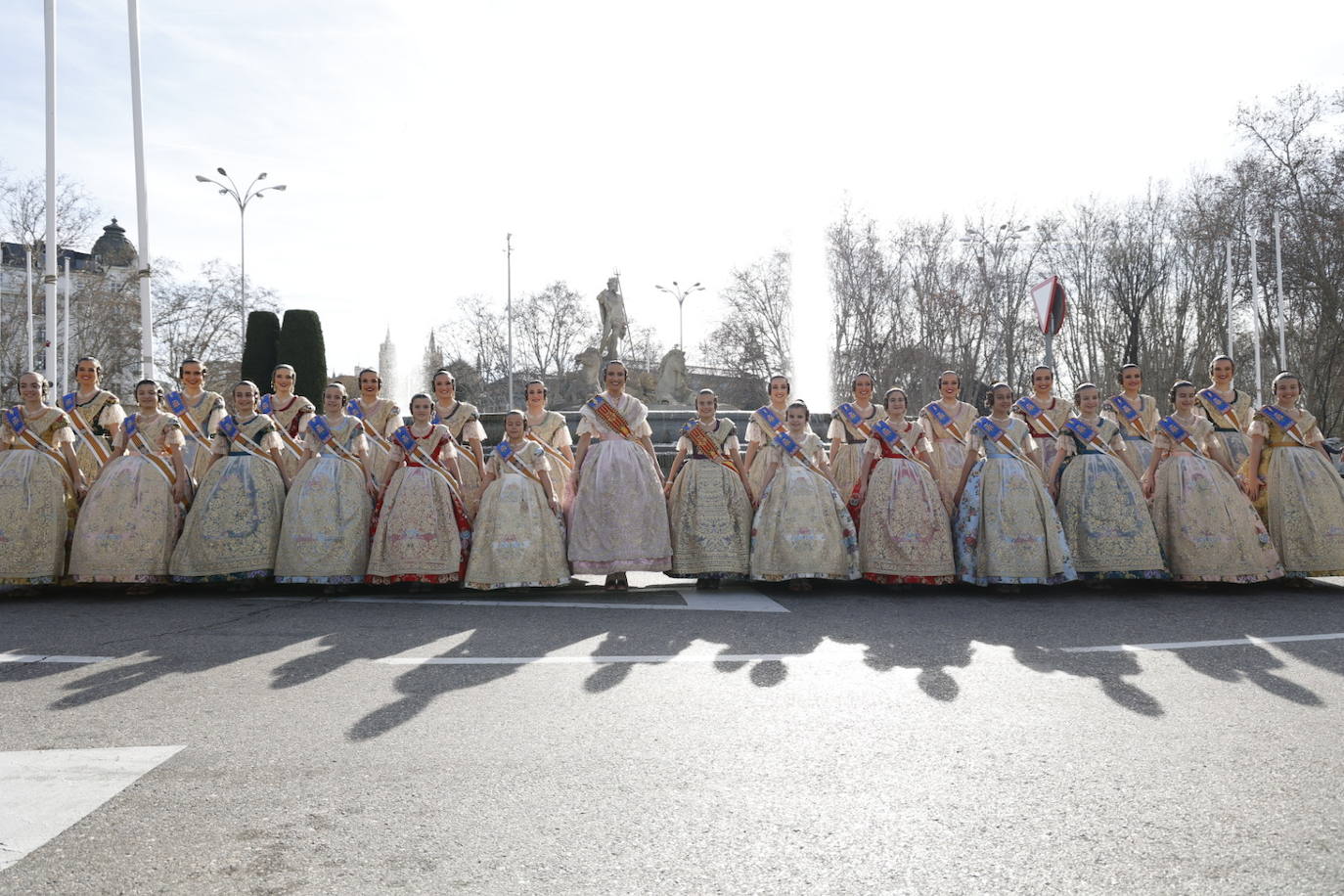 Las falleras mayores de Valencia y su corte, las grandes protagonistas en Madrid