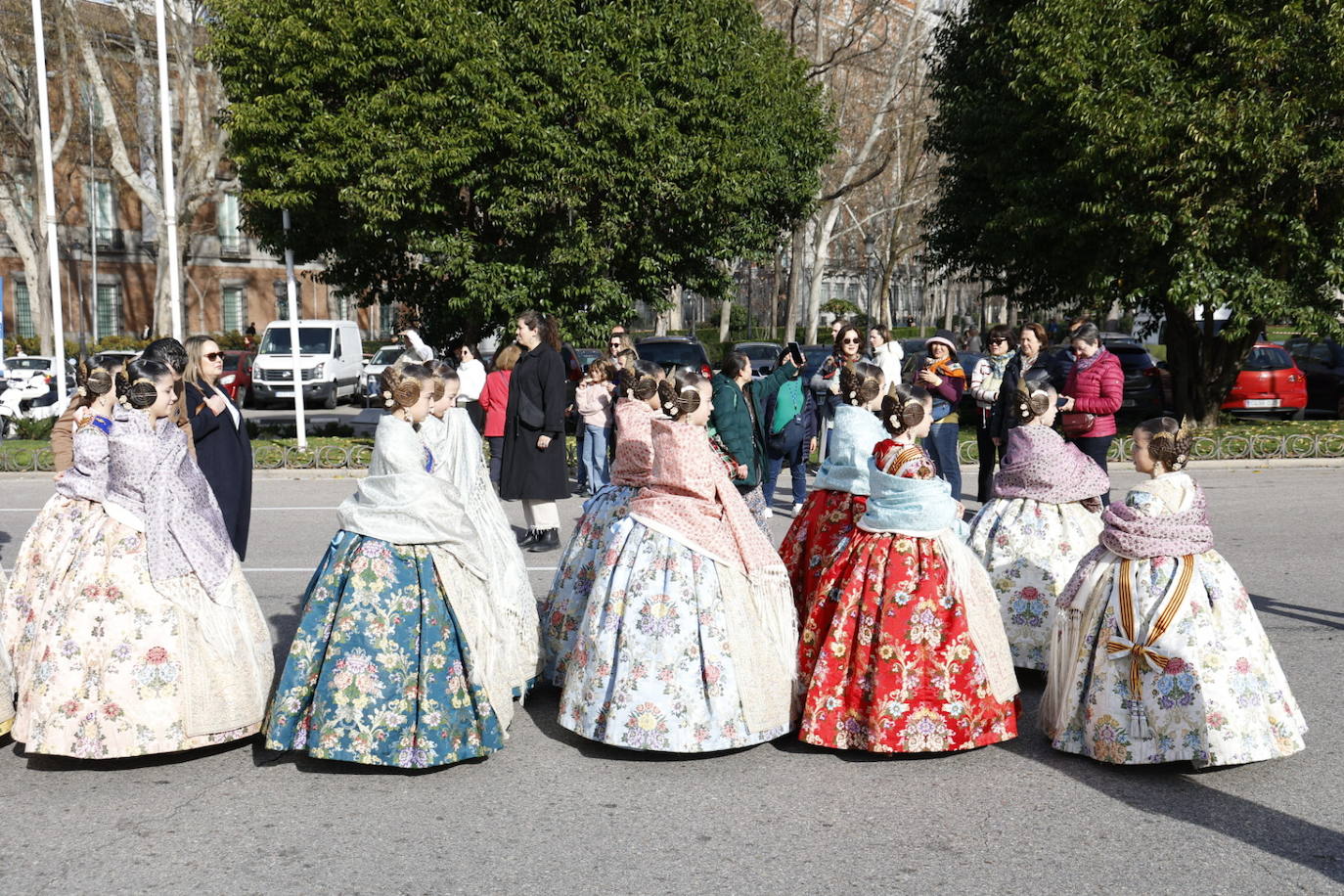 Las falleras mayores de Valencia y su corte, las grandes protagonistas en Madrid