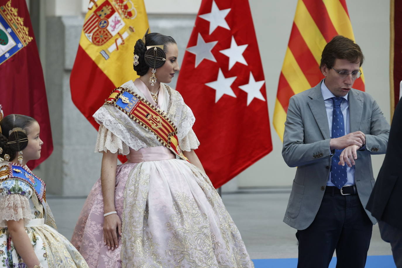 Recepción Oficial a las Falleras Mayores de Valencia en el Ayuntamiento de Madrid