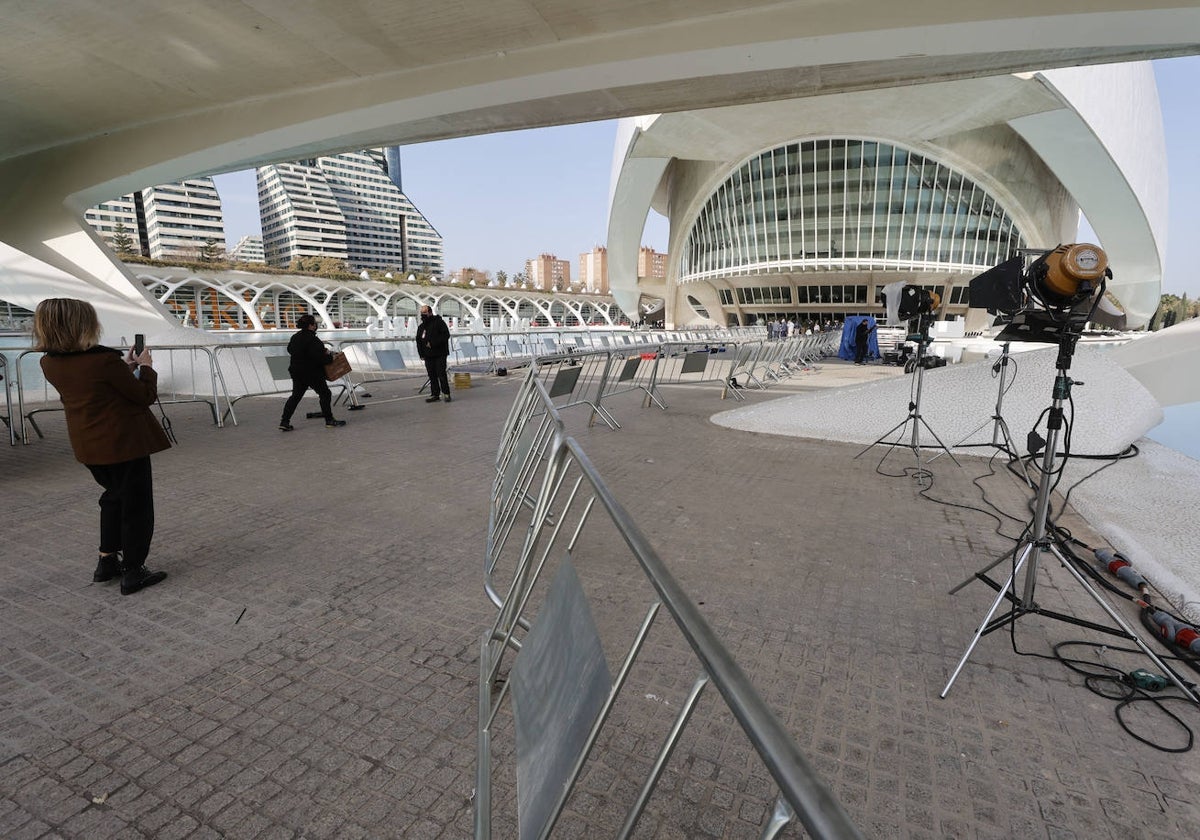 El Palau de les Arts de Valencia, preparado para la gala de los Goya en 2022.