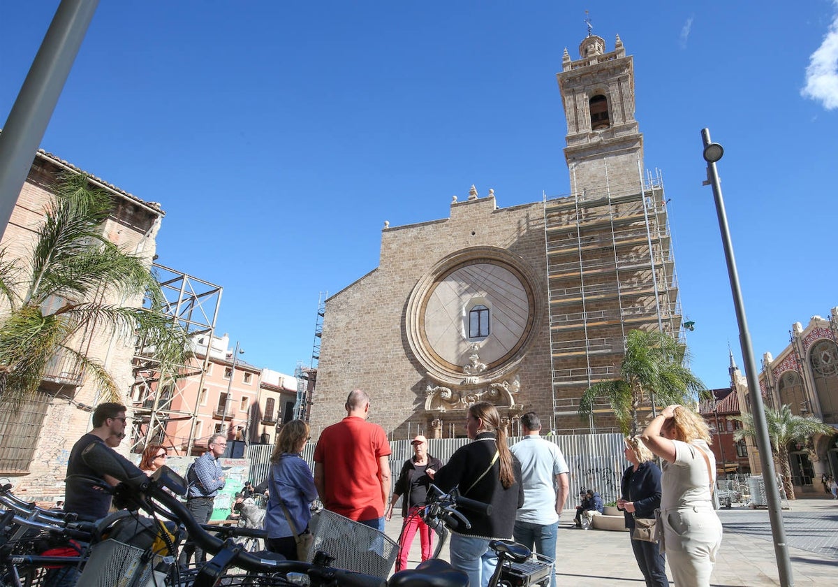 Vista de la iglesia de los Santos Juanes de Valencia.