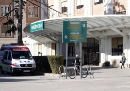 Entrada de Urgencias del hospital General de Valencia.