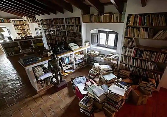 Biblioteca de Francisco Brines en Elca.