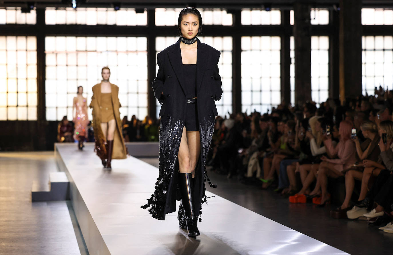 Fotos: el nuevo Gucci deslumbra en la pasarela de Milán
