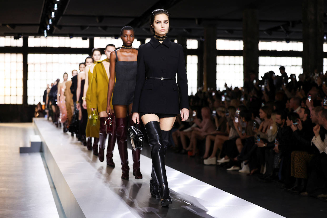 Fotos: el nuevo Gucci deslumbra en la pasarela de Milán