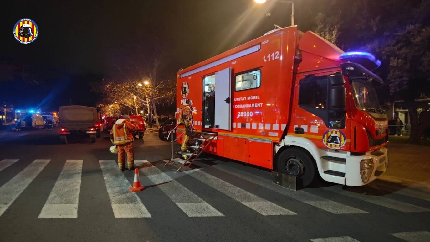 Las terribles imágenes del incendio en Campanar