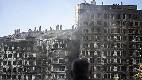 El dilema laboral para los afectados por el incendio