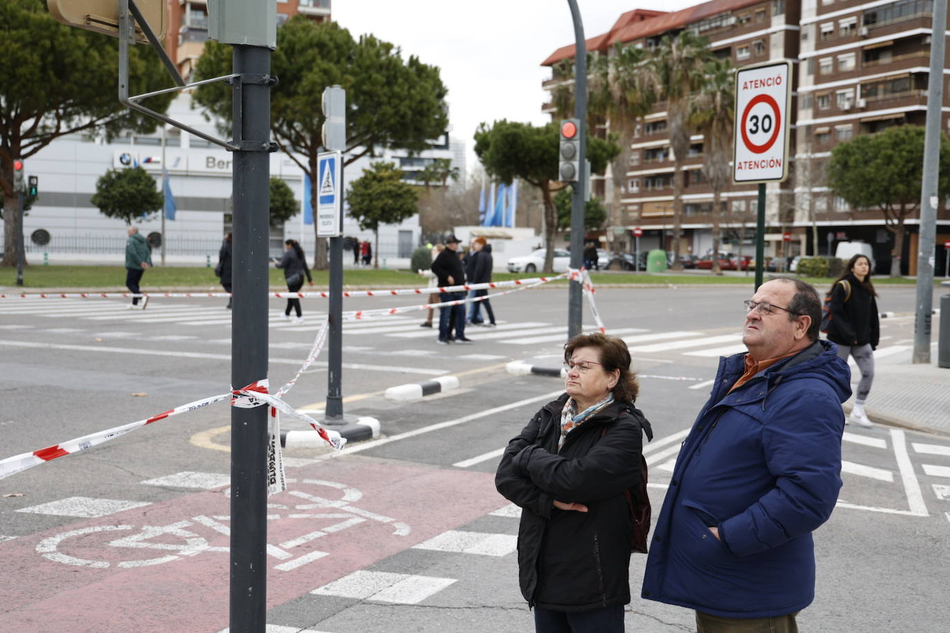 Fotos del altar en honor a las víctimas del incendio de Valencia