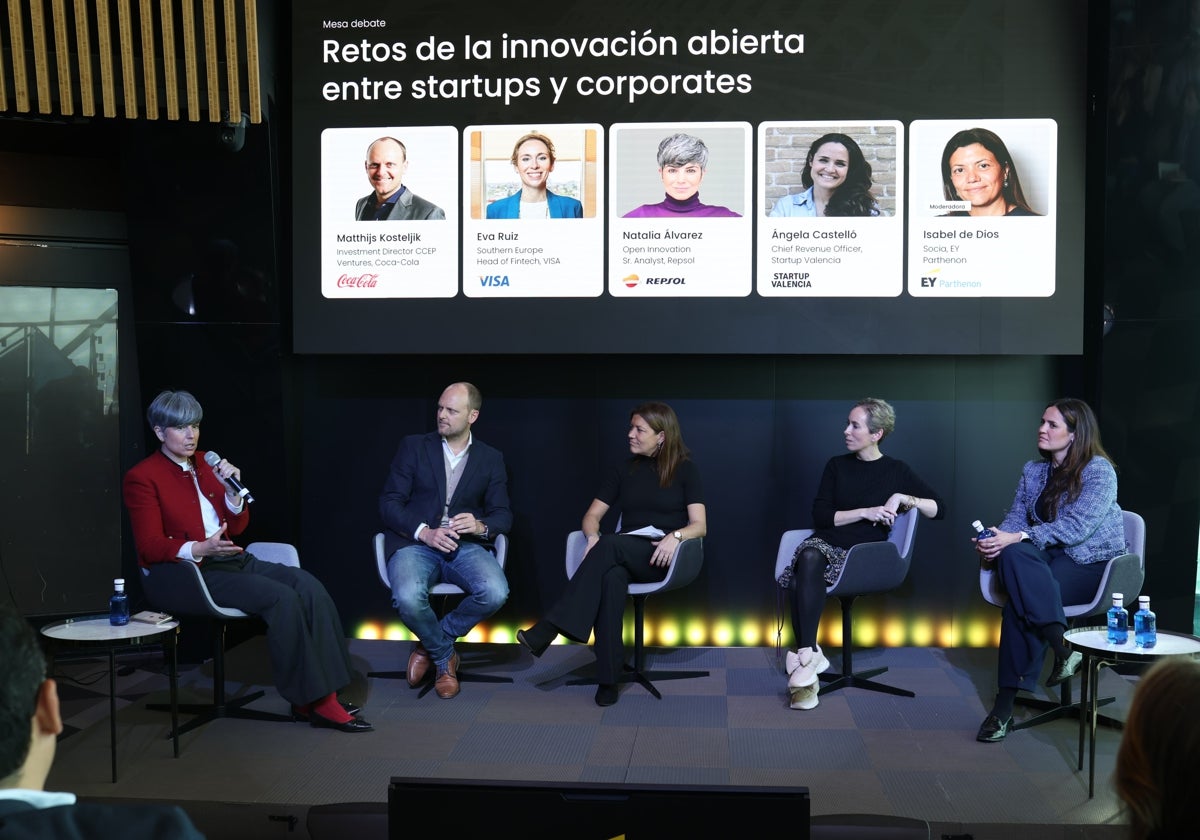 Participantes en el debate celebrado en Madrid.