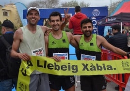 Los tres primeros clasificados en la carrera de Xàbia.