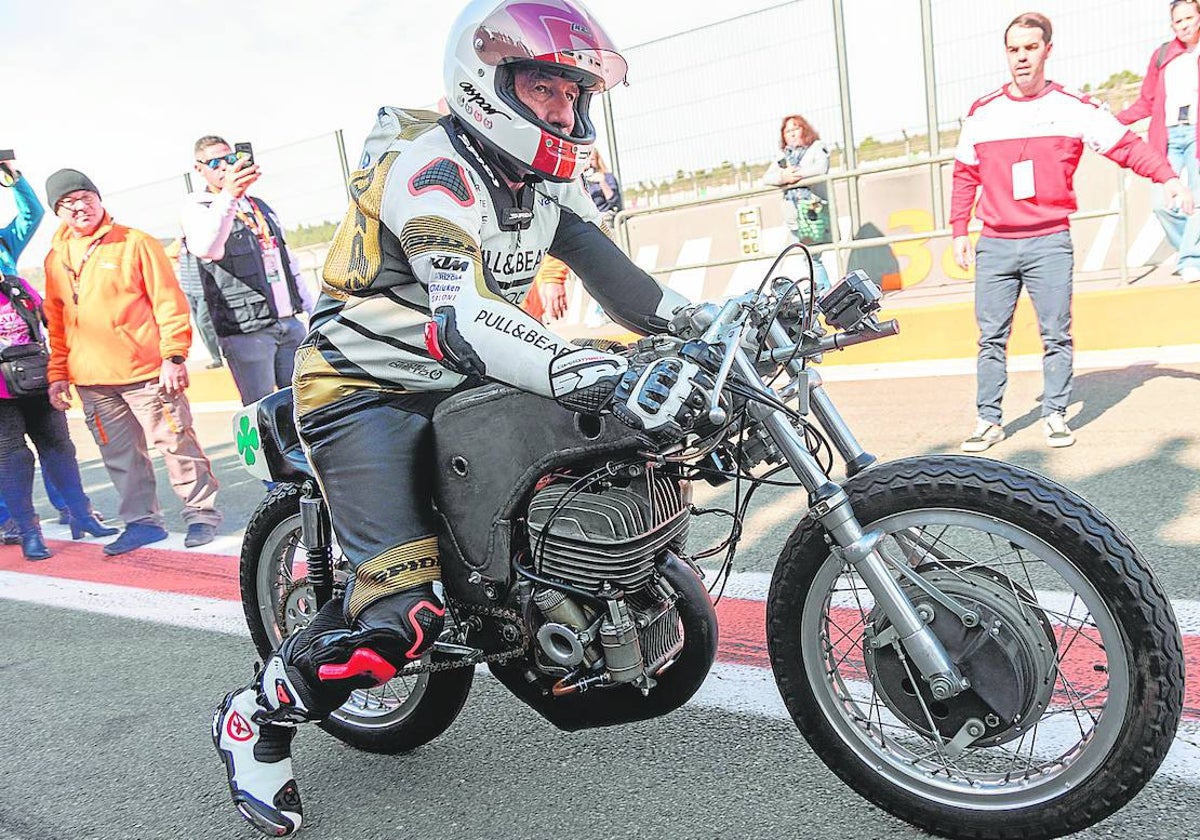 Jorge Martínez 'Aspar' será el protagonista de esta edición, que volverá a tener coloquios en el escenario con grandes pilotos.