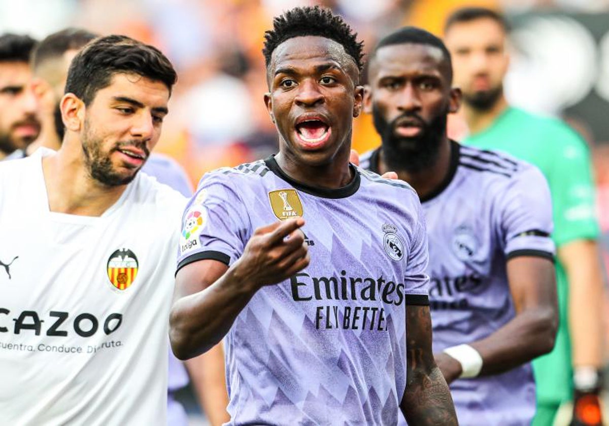 Vinicius, en el polémico partido de Mestalla de mayo de 2023.