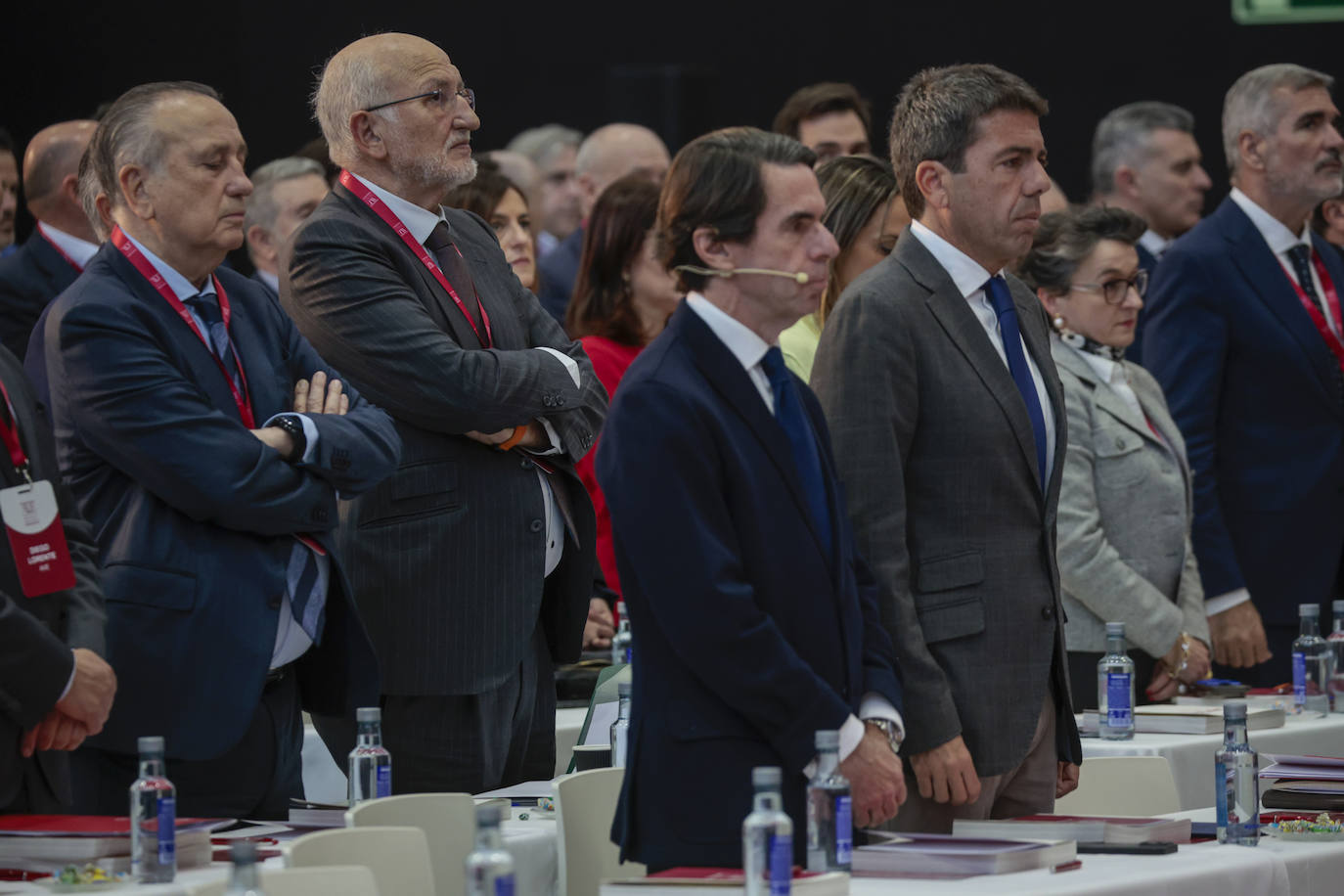 Fotos: Aznar acude a la asamblea de AVE, la Asociacion Valenciana de Empresarios