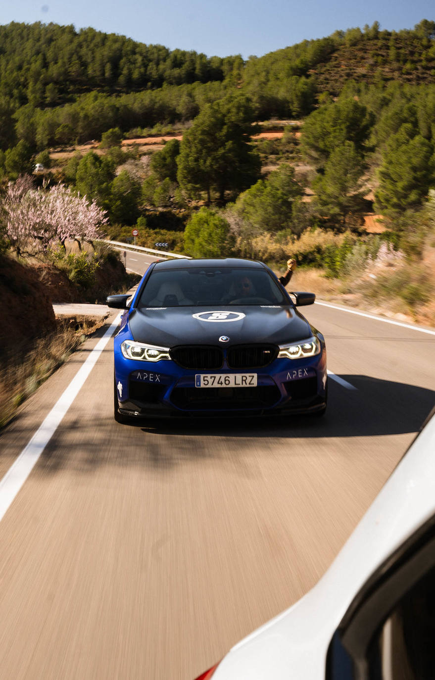 Los coches más exclusivos y deportivos, en la ruta de 6to6 en Valencia