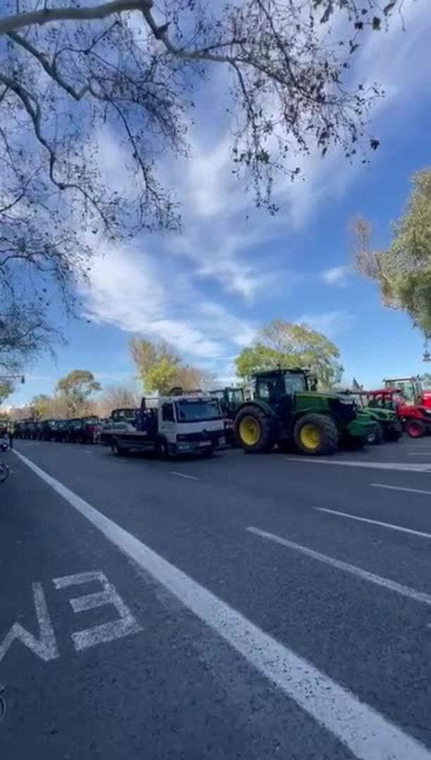 Los agricultores valencianos vuelven a tomar las calles