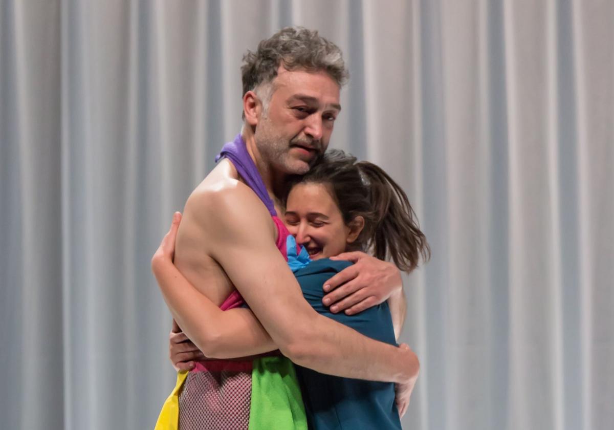 Sergio Caballero y Paula Llorens durante una representación.