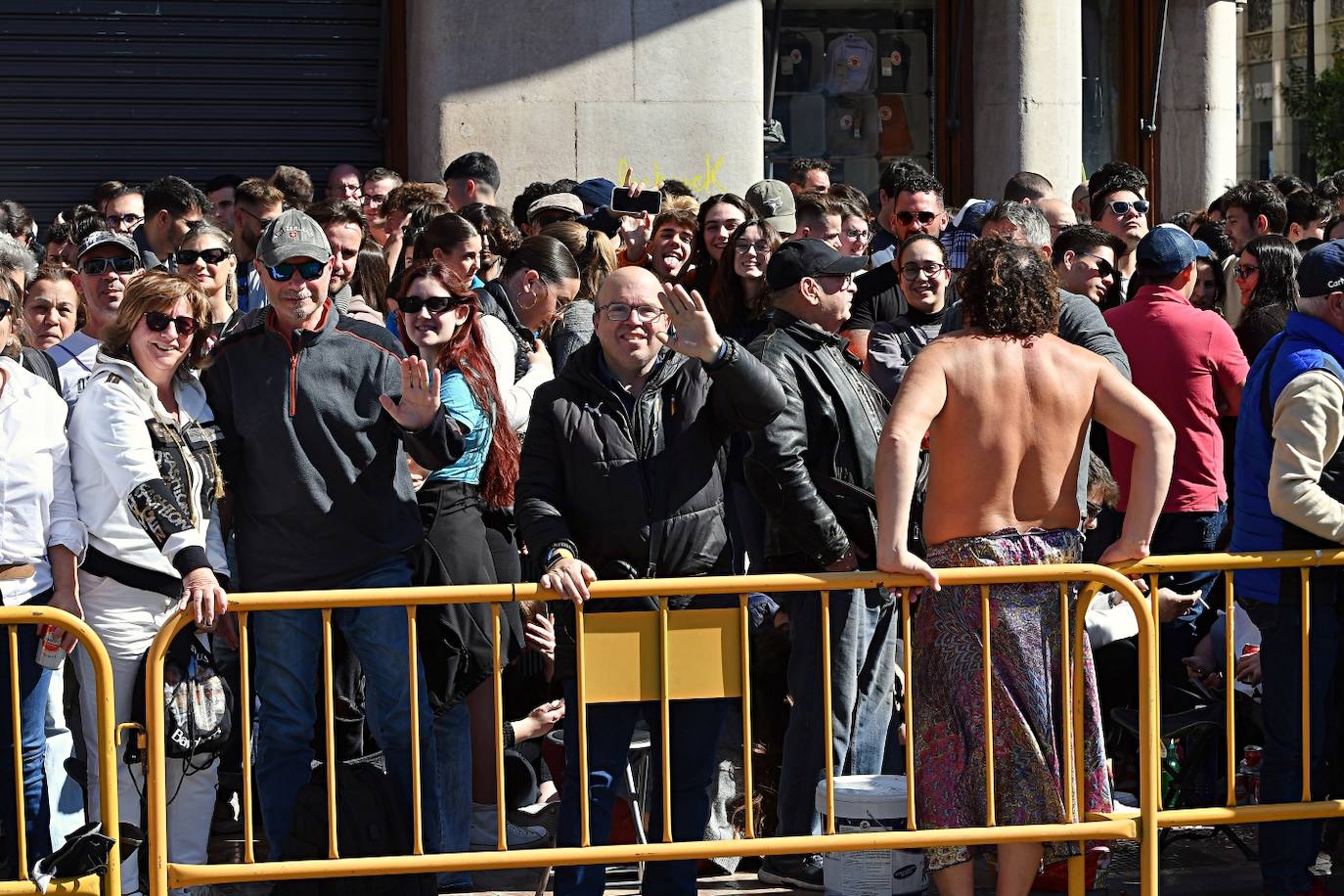 Búscate en la mascletà de este viernes 1 de marzo