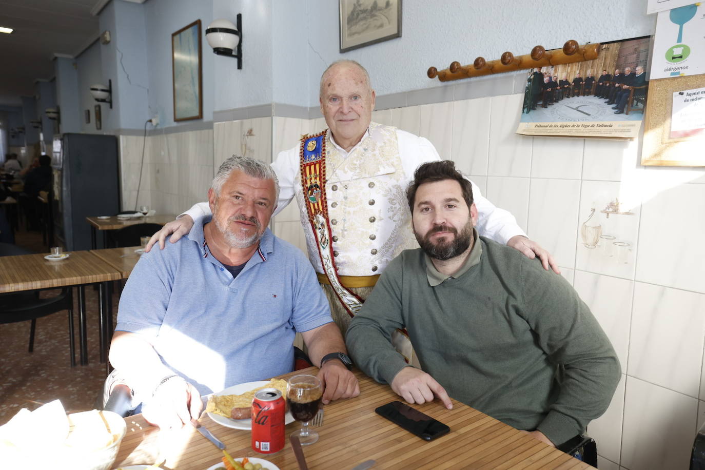 Fotos de Teodoro Montolio, fallero mayor de la falla La Punta