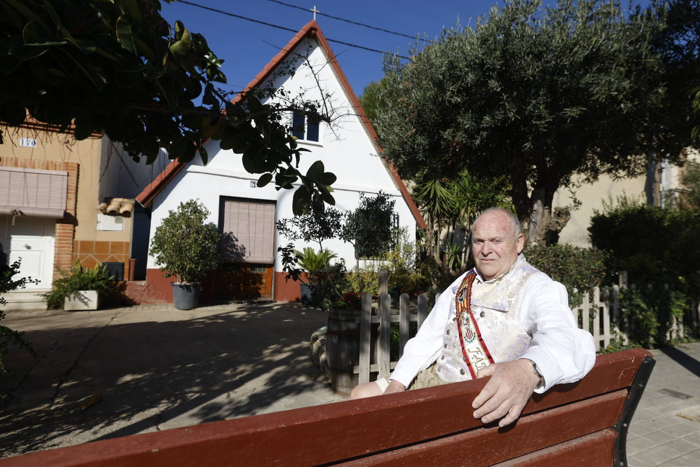 Fotos de Teodoro Montolio, fallero mayor de la falla La Punta