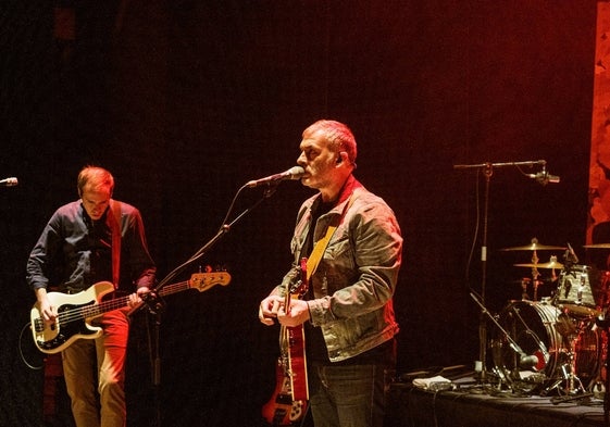 La habitación roja durante un concierto.