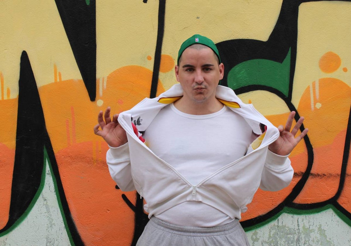 John Cobra, el polémico artista que intentó llegar a Eurovisión.