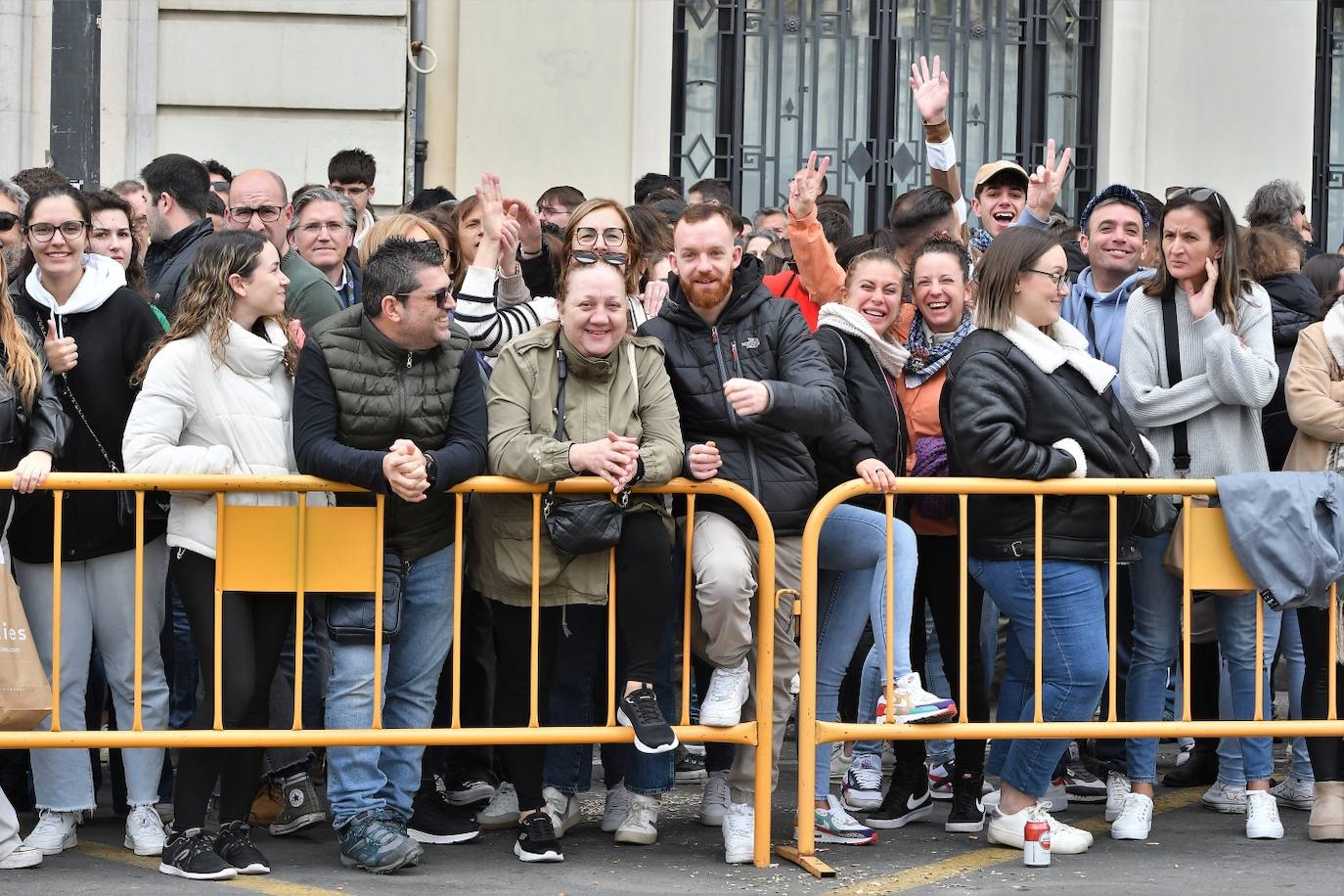 Búscate en la mascletà del lunes 4 de marzo de 2024