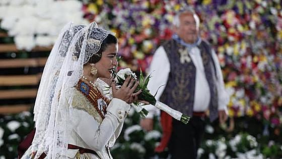 Programa de Fallas de hoy domingo 17 de marzo en Valencia: la hora de la Ofrenda y el segundo castillo