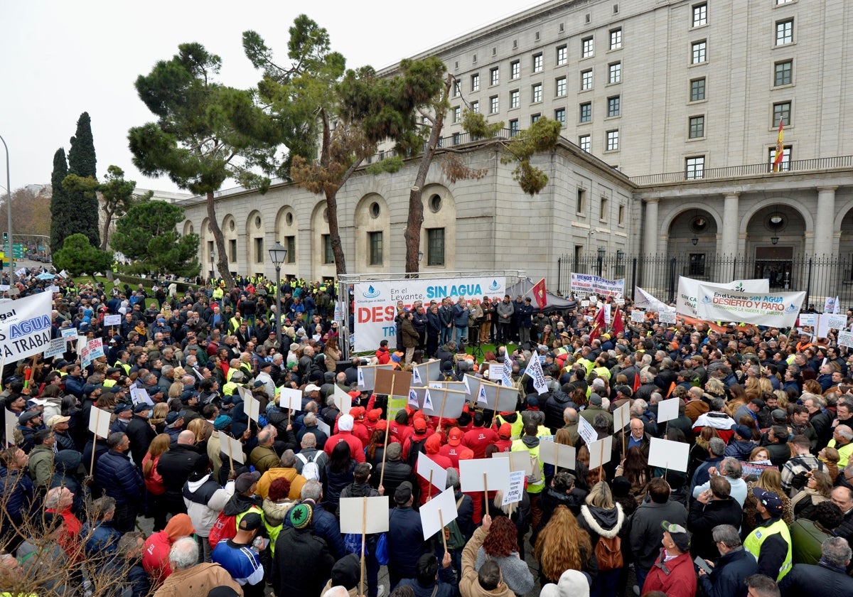 Manifestación en defensa del Tajo-Segura.