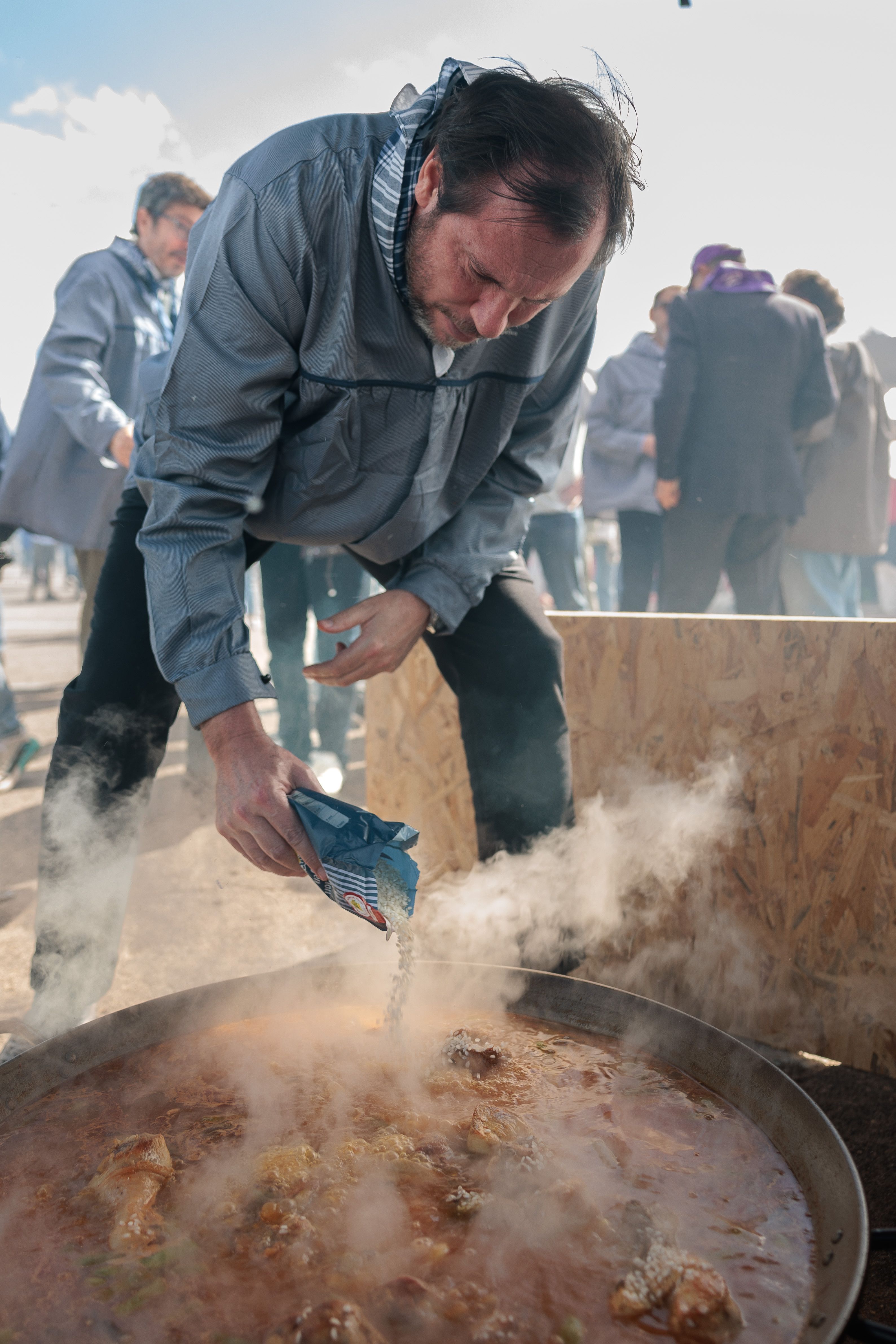 La paella de Óscar Puente