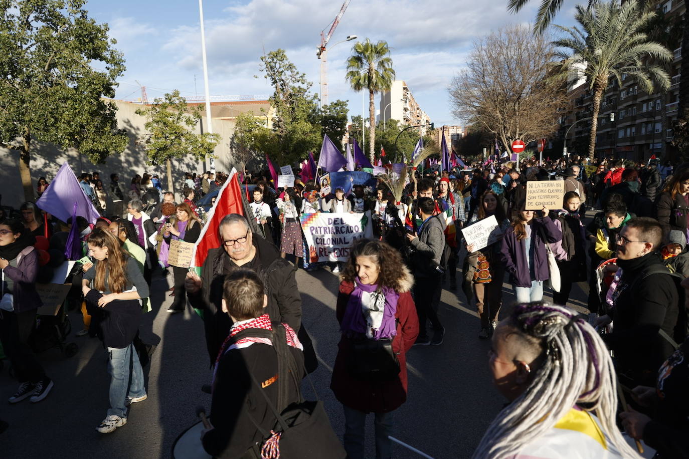 Valencia sale a la calle por el 8M: el Día de la Mujer, en imágenes