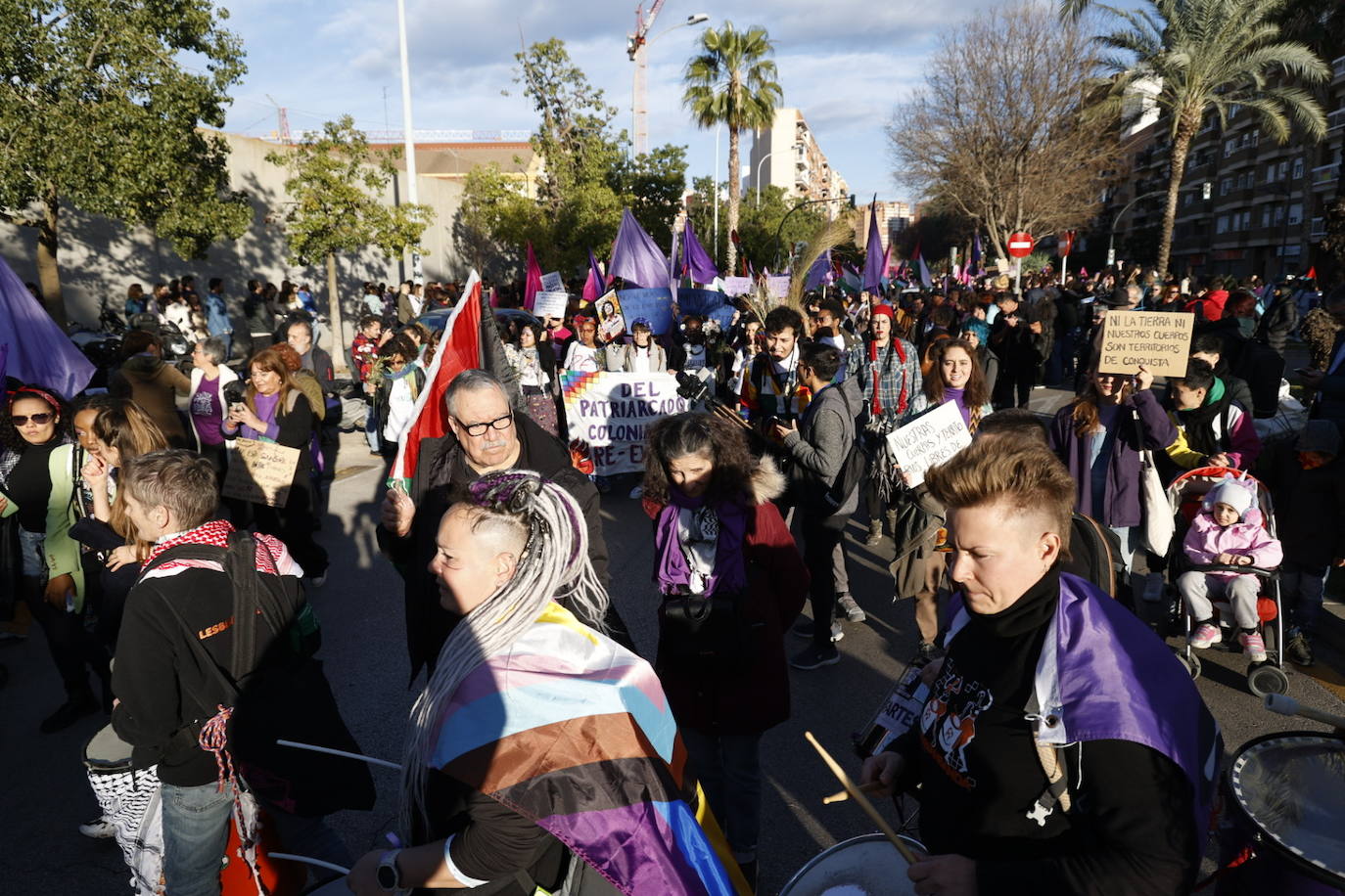 Valencia sale a la calle por el 8M: el Día de la Mujer, en imágenes