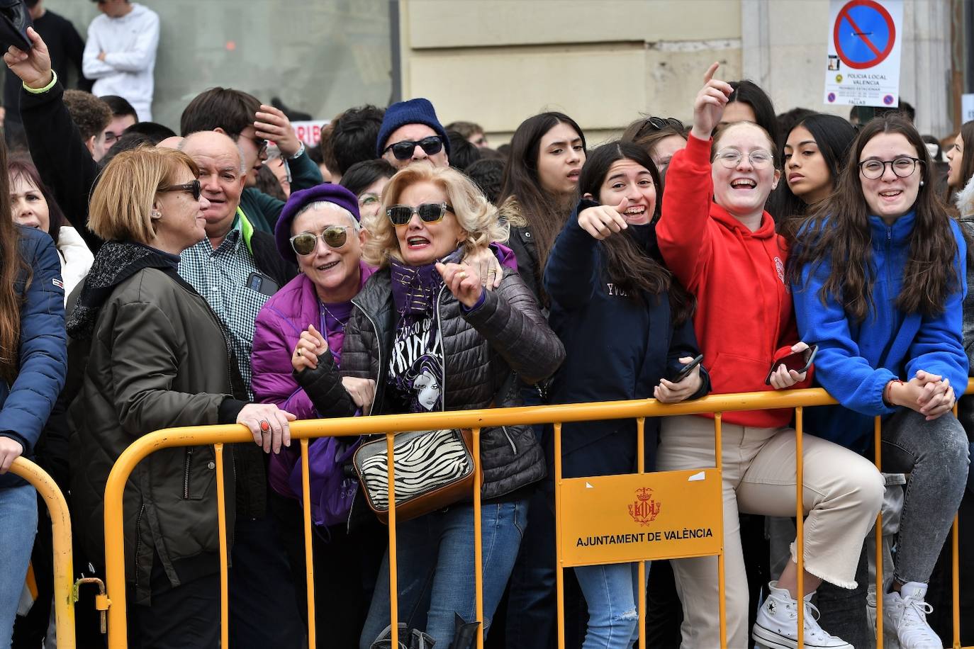 Búscate en la mascletà de este viernes 8 de marzo