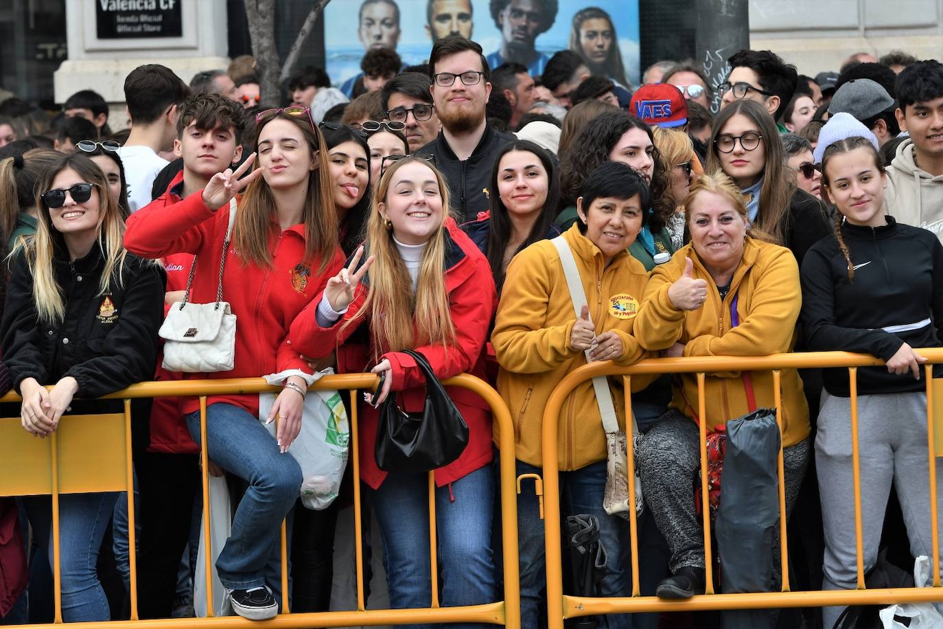 Búscate en la mascletà de este viernes 8 de marzo