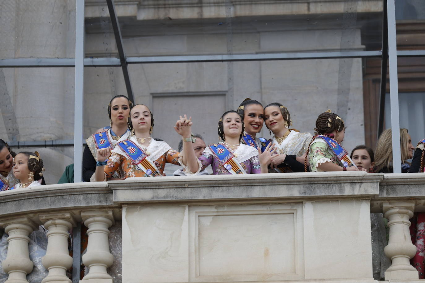 Fotos de la mascletà del 8-M disparada por Reyes Martí en Valencia en Fallas