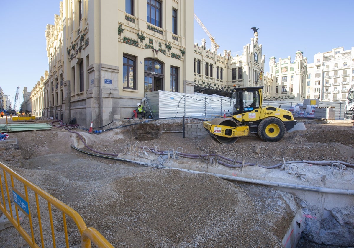 Obras en la calle Alicante de Valencia.