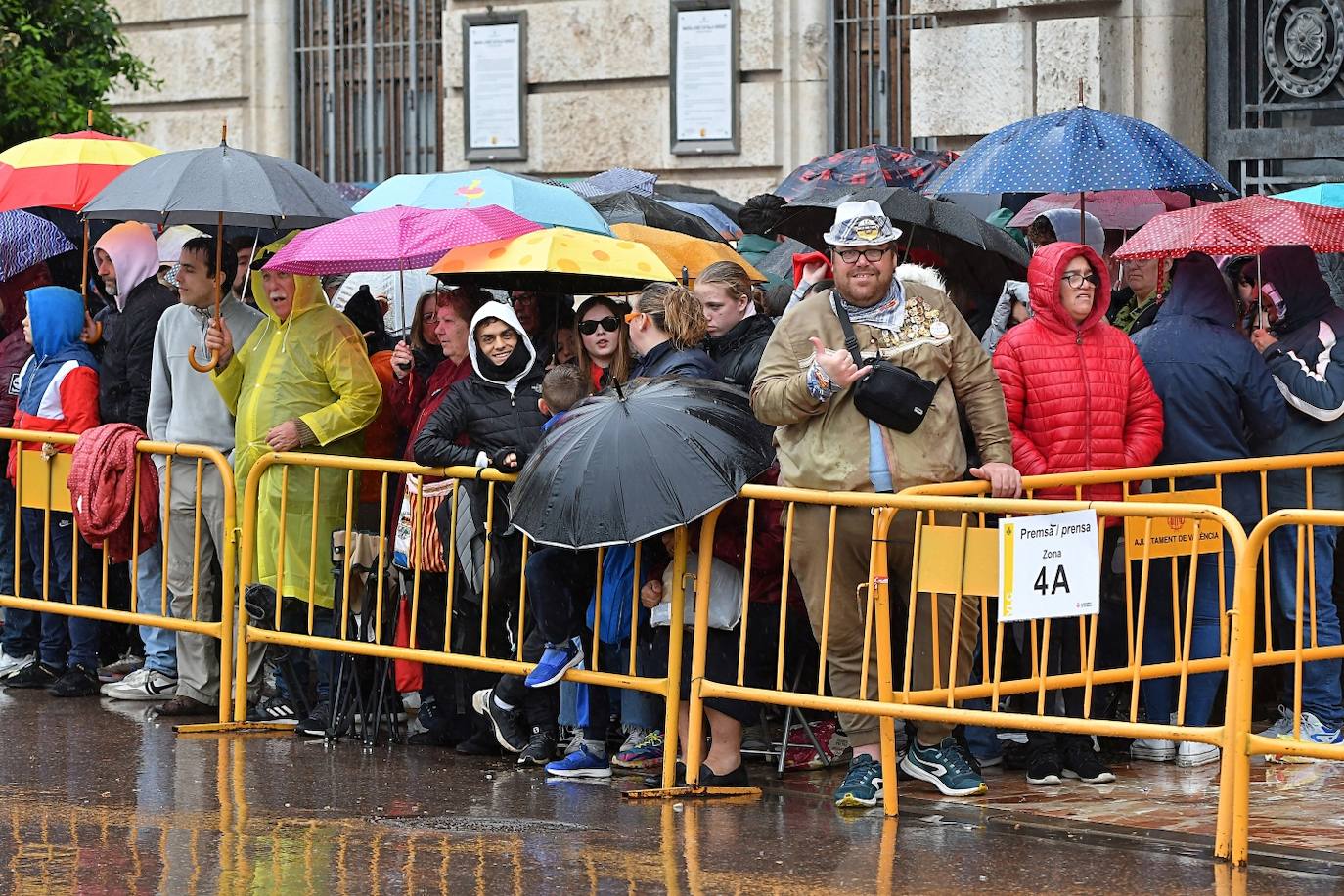 Búscate en la mascletà de este sábado, 9 de marzo