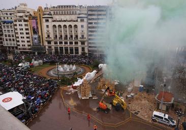 La Cruz Roja atiende a 10 personas en la mascletà de este sábado, siete de ellas por lipotimia