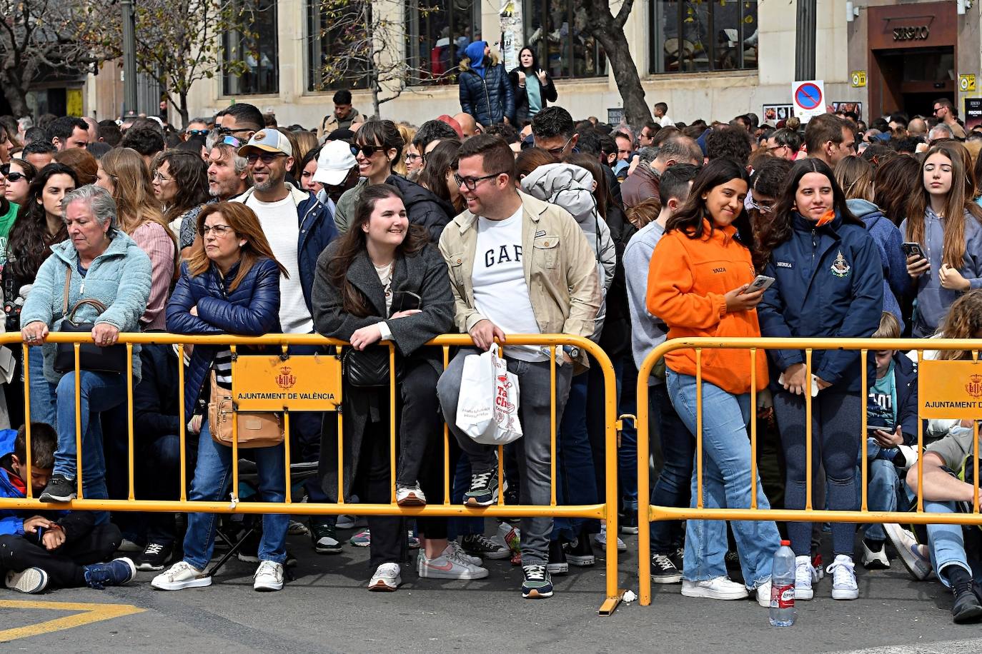 Búscate en la mascletà de este domingo 10 de marzo