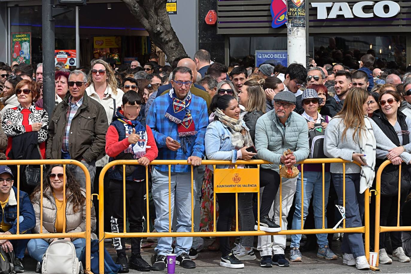 Búscate en la mascletà de este domingo 10 de marzo