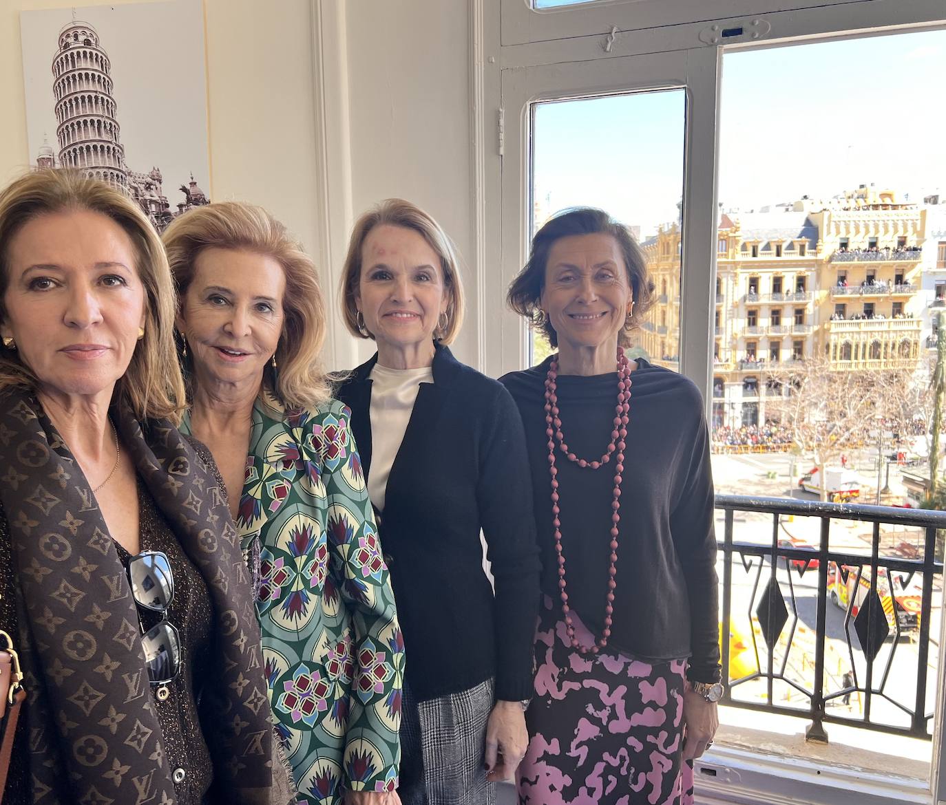 Covadonga Méndez, Mayrén Beneyto, Begoña Císcar y Almudena Torres en casa de Mar Álvarez.