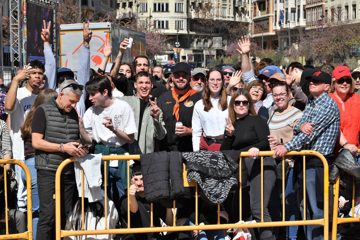 Búscate en la mascletà de este lunes 11 de marzo