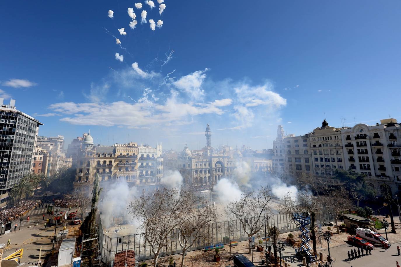 Mascletà del lunes 11 de marzo: Pirotecnia Tomás agita Valencia