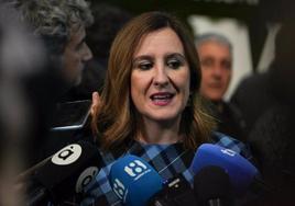 María José Català atiende a los medios en una imagen de archivo.