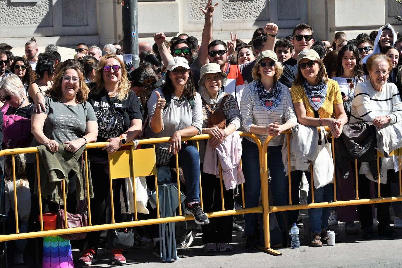 Búscate en la mascletà de hoy martes 12 de marzo