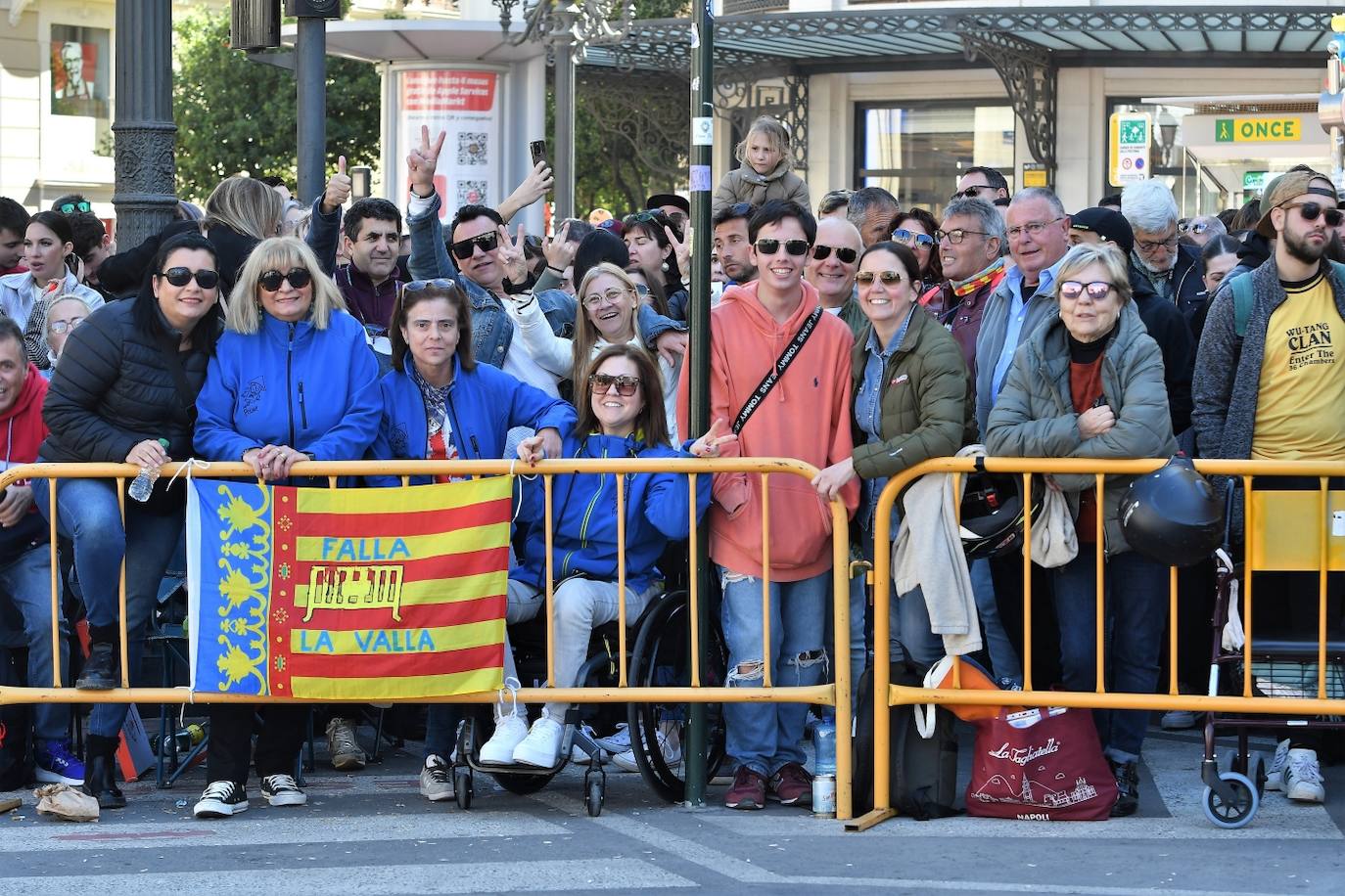 Búscate en la mascletà de hoy martes 12 de marzo