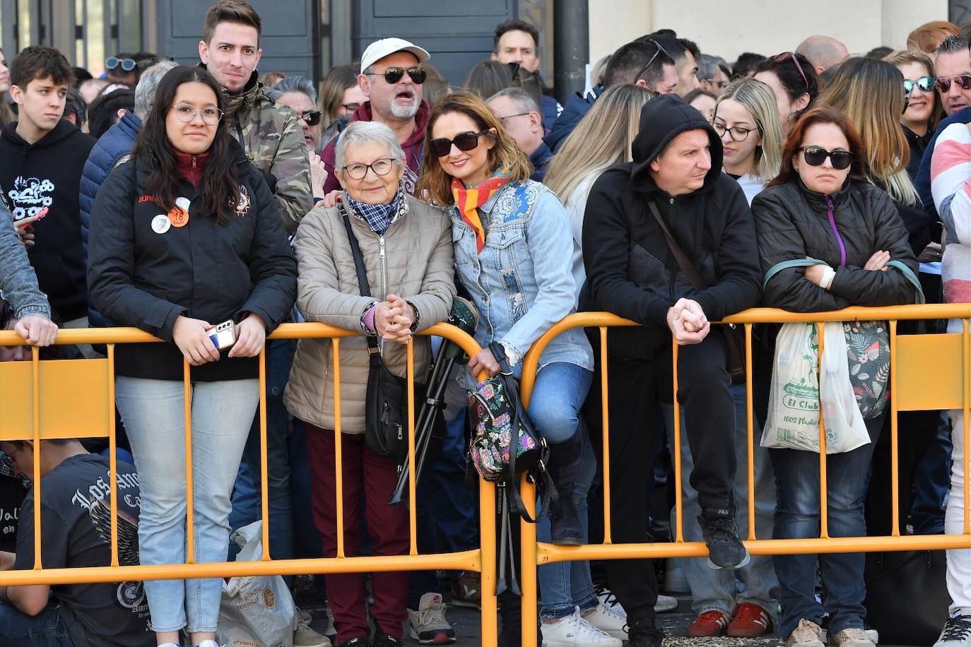 Búscate en la mascletà de hoy martes 12 de marzo