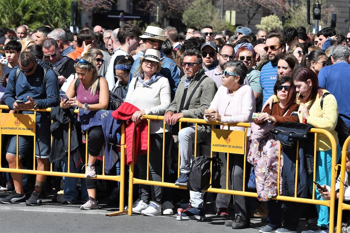 Búscate en la mascletà de hoy martes 12 de marzo