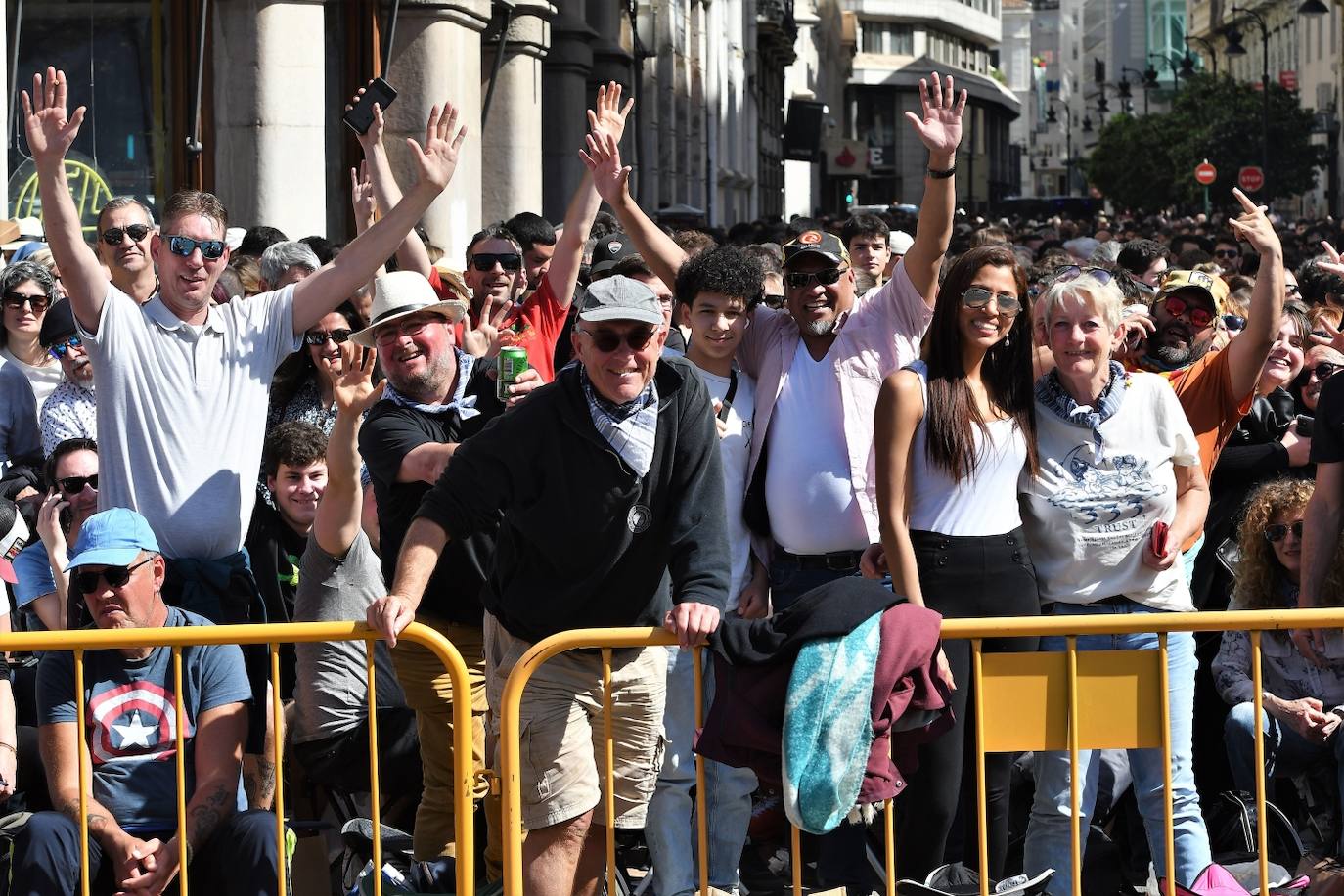 Búscate en la mascletà de hoy miércoles 13 de marzo